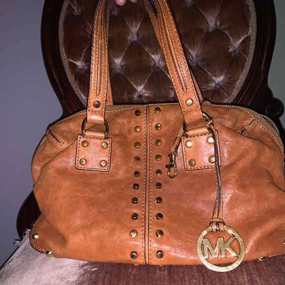 Michael Kors - Picture 1 of 5
